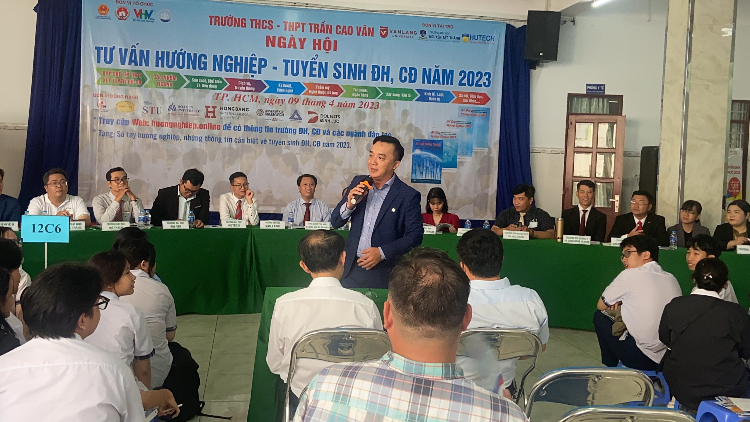 tư vấn tuyển sinh banner